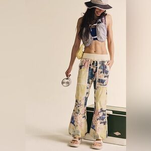 New FP Movement Free People Cascade Cool Climber Printed Pants sz XS